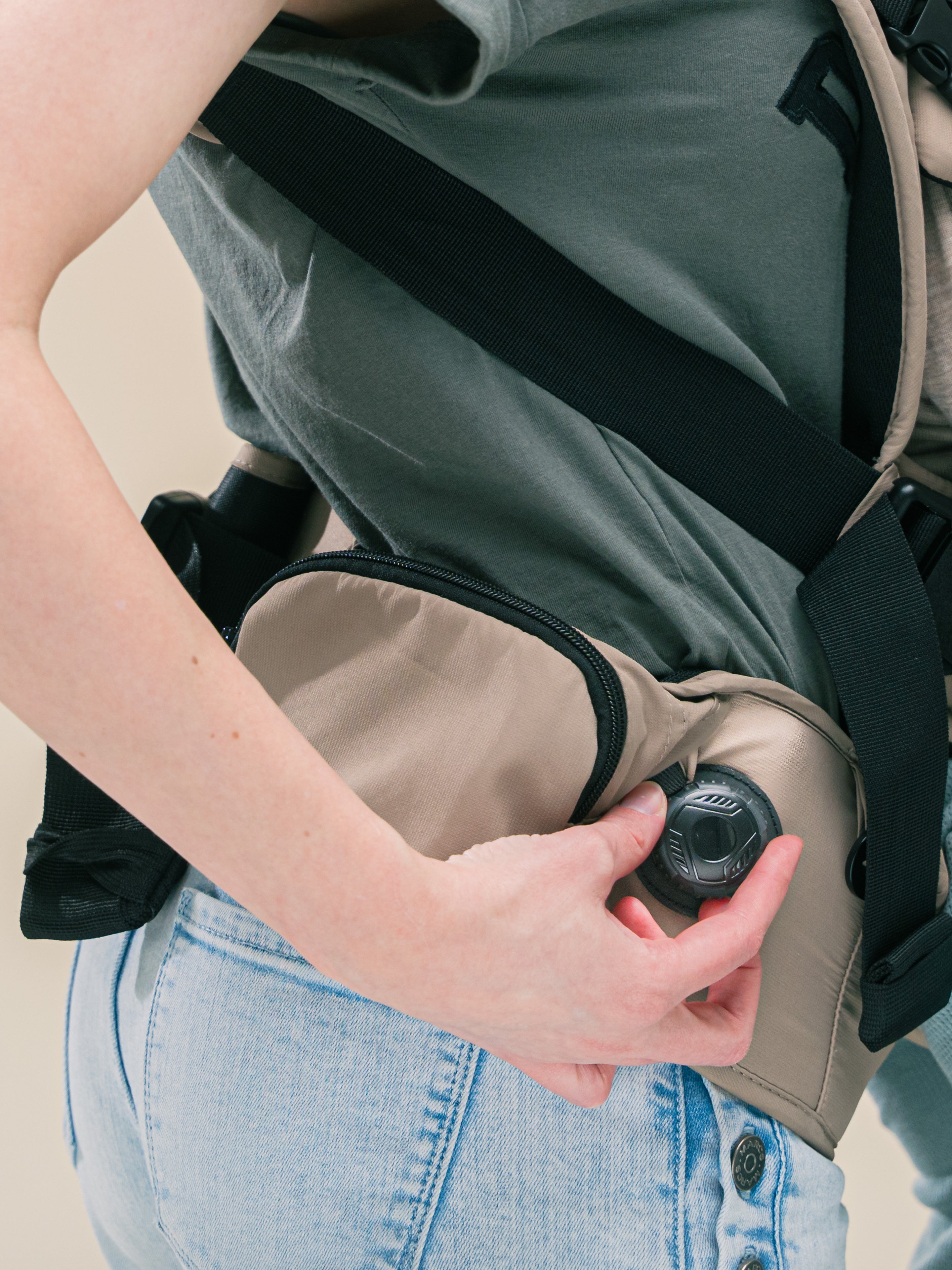 Olright™ INFINITY Ergonomic Baby Carrier with Back Support - Beige